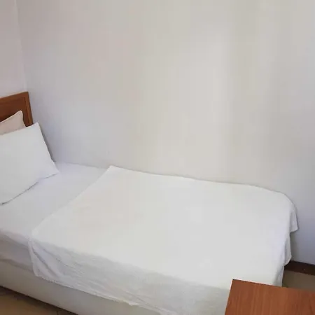 Mia Butik מלון